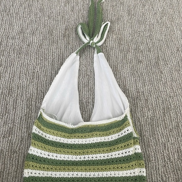 Hollister halter neck crop top green crocheted. - Picture 2 of 4